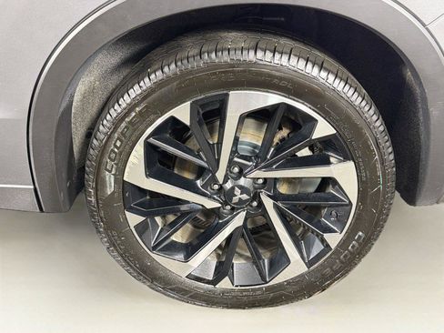 Used 2022 Mitsubishi Outlander SEL AWD/4WD image 36