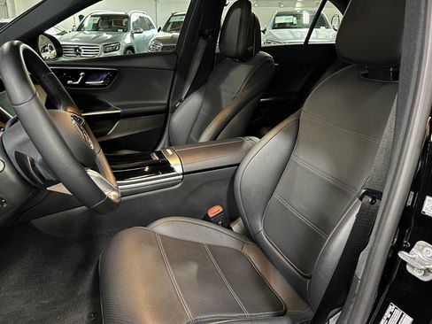Used 2024 Mercedes-Benz C 300 Sedan image 23