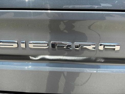 Used 2019 GMC Sierra 1500 AT4 w/ AT4 Premium Package AWD/4WD image 9