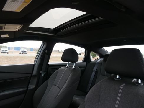 Used 2023 Honda Accord Sport image 28