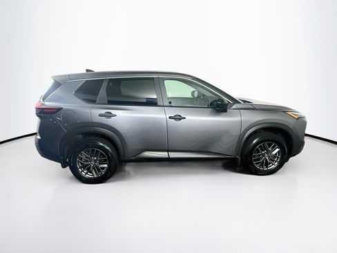 Used 2023 Nissan Rogue S AWD/4WD image 10