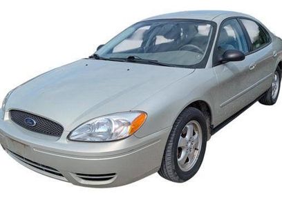 Used 2005 Ford Taurus SE
