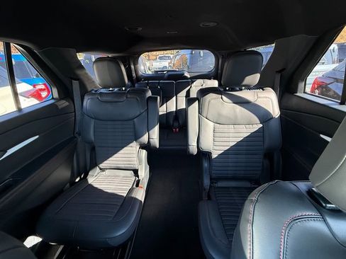 New 2026 Ford Explorer ST-Line w/ ST-Line Street Pack image 15