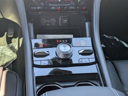 New 2025 Jeep Grand Cherokee L Overland w/ Advanced Protech Group III AWD/4WD image 16