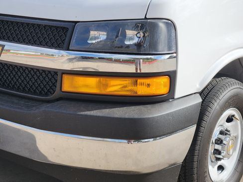 New 2025 Chevrolet Express 3500 LT w/ LT Preferred Equipment Group image 15