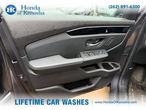 Used 2024 Honda Pilot EX-L image 5