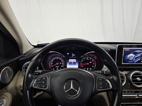 Used 2015 Mercedes-Benz C 300 Sedan image 21