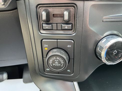 Certified 2025 Ford F150 Raptor AWD/4WD image 27