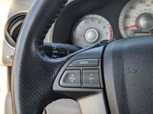 Used 2010 Honda Pilot EX-L image 27