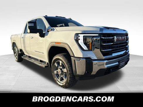 New 2026 GMC Sierra 2500 SLE image 10