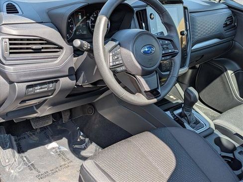 Used 2025 Subaru Forester Premium AWD/4WD image 10