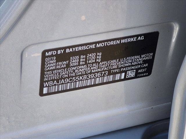 Used 2019 BMW 530e w/ Convenience Package RWD image 26