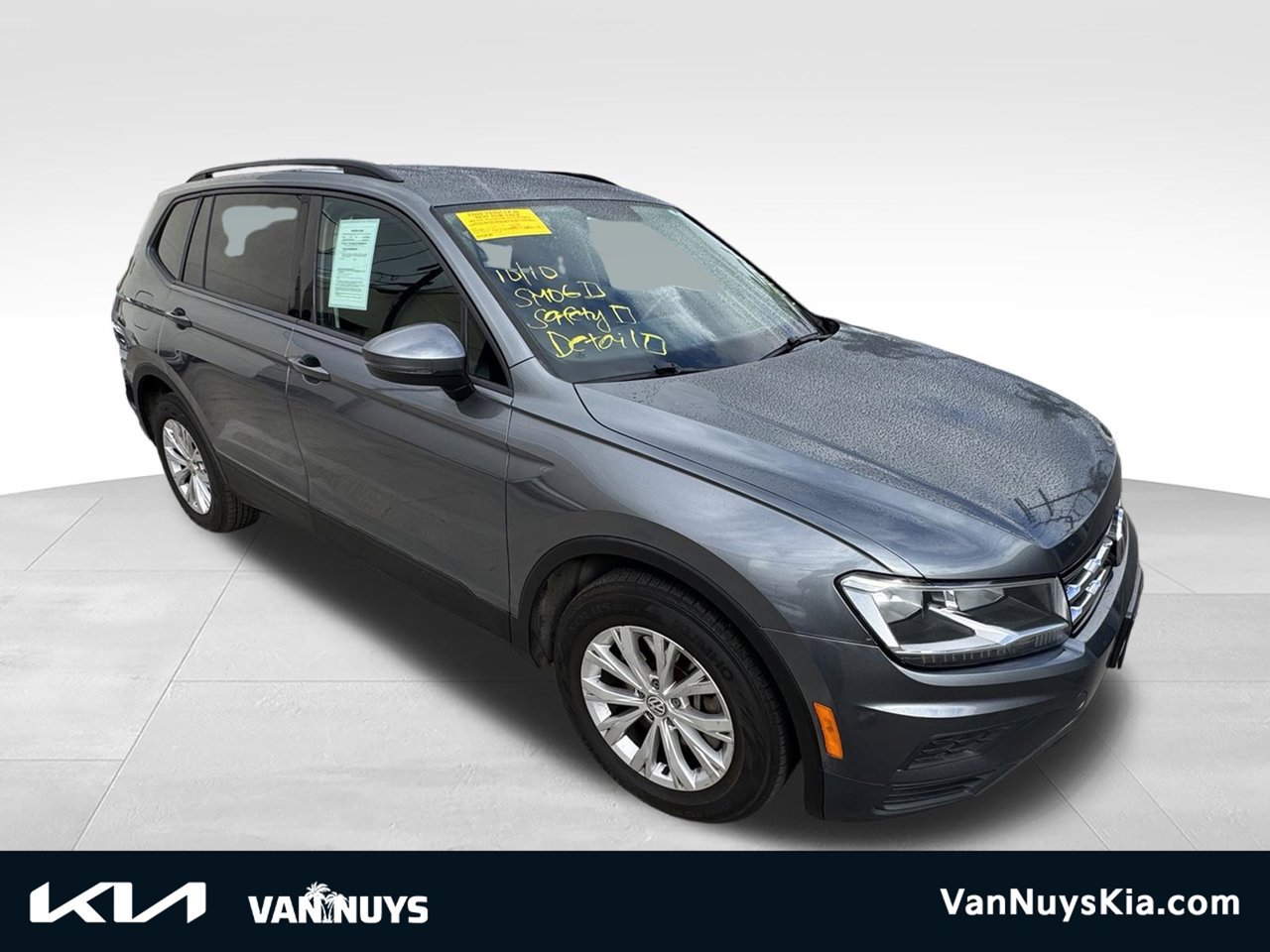 Used 2019 Volkswagen Tiguan S w/ Driver Assistance Package FWD image 1