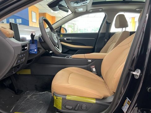 New 2026 Hyundai Sonata Limited FWD image 19