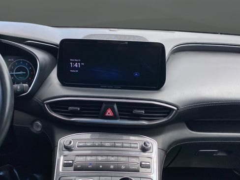 Used 2022 Hyundai Santa Fe Limited FWD image 13