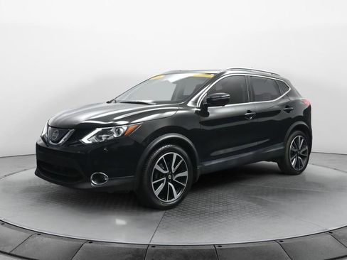 Used 2018 Nissan Rogue Sport SL w/ SL Premium Package image 1