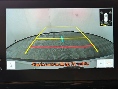 Certified 2024 Toyota Corolla Cross XLE w/ Convenience Package image 24