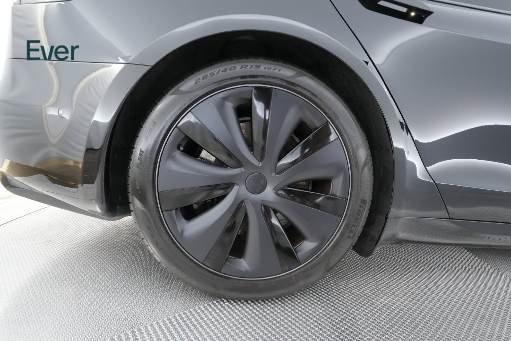 Used 2023 Tesla Model S Standard Range AWD/4WD image 21