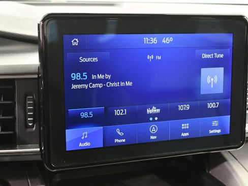 Used 2021 Ford Explorer XLT w/ Equipment Group 202A AWD/4WD image 29