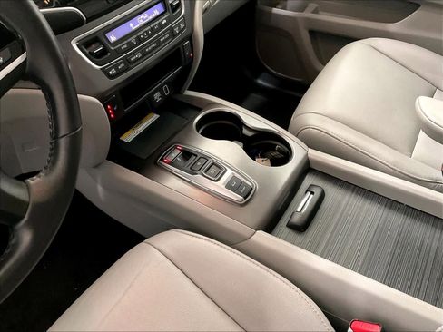 Used 2022 Honda Pilot Special Edition image 21