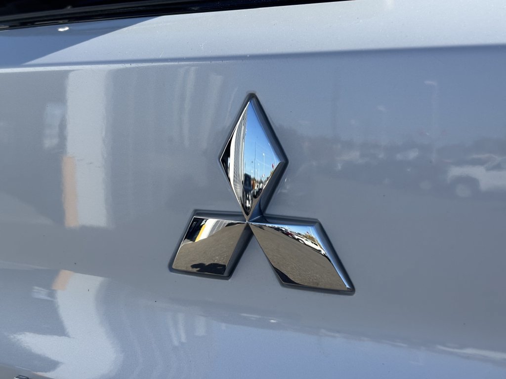 Used 2025 Mitsubishi Eclipse Cross SE AWD/4WD image 10