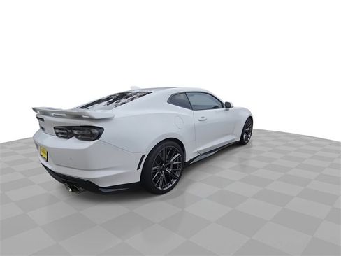 Used 2023 Chevrolet Camaro ZL1 image 8