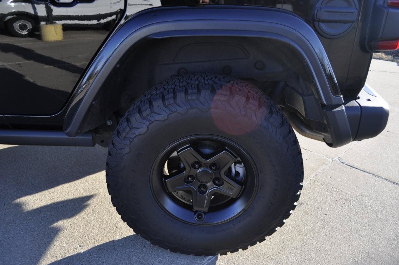 Used 2024 Jeep Wrangler Unlimited Rubicon 392 AWD/4WD image 8