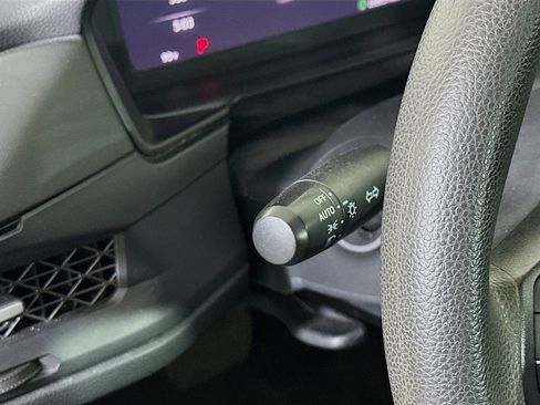 Used 2023 Honda Accord EX image 17