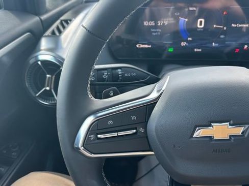 New 2026 Chevrolet Equinox EV LT w/ Comfort Package AWD/4WD image 19