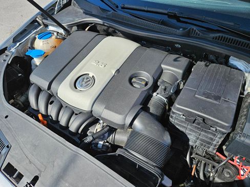 Used 2008 Volkswagen Rabbit S image 22