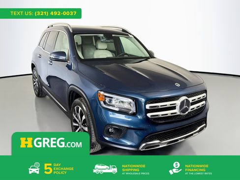 Used 2022 Mercedes-Benz GLB 250 4MATIC w/ Premium Package image 1