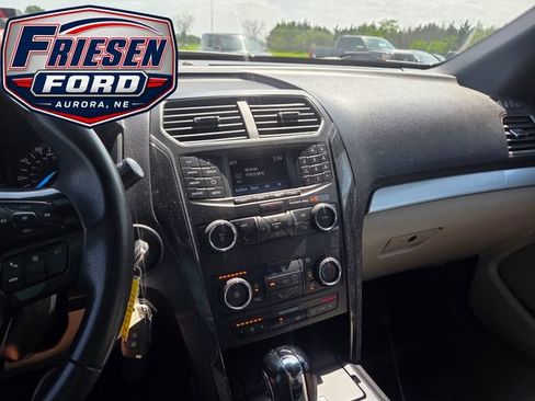 Used 2018 Ford Explorer 4WD image 17