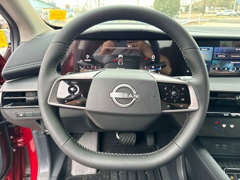 New 2025 Nissan Murano SV image 10