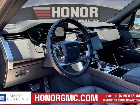 Used 2023 Land Rover Range Rover SE AWD/4WD image 18