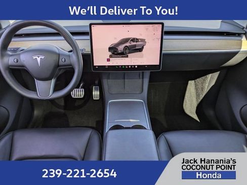 Used 2022 Tesla Model Y Performance AWD/4WD image 16