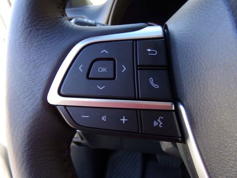 Used 2024 Toyota Sienna XLE image 46