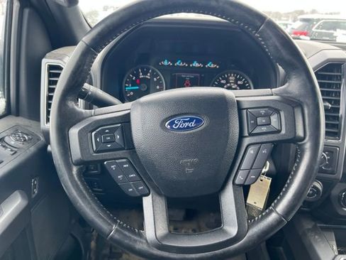 Used 2019 Ford F150 XLT w/ Equipment Group 302A Luxury image 8