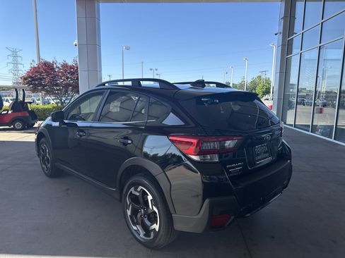 Used 2023 Subaru Crosstrek 2.5i Limited w/ Moonroof Package AWD/4WD image 5