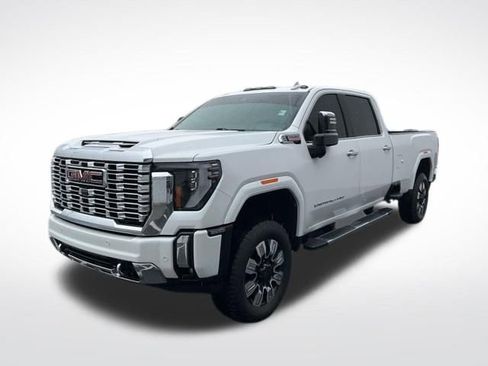 Used 2024 GMC Sierra 2500 Denali w/ Denali Reserve Package image 3