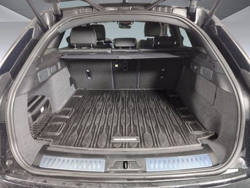 Certified 2025 Land Rover Range Rover Velar S image 26