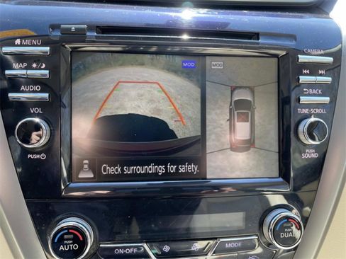 Used 2024 Nissan Murano SL image 29