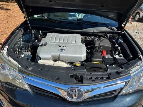 Used 2012 Toyota Camry XLE image 17