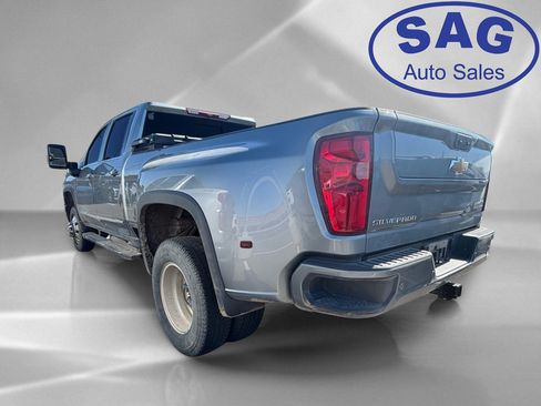 Used 2024 Chevrolet Silverado 3500 High Country AWD/4WD image 4