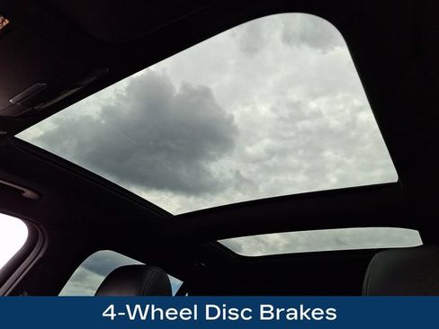 Used 2020 Mercedes-Benz GLC 63 AMG 4MATIC image 18