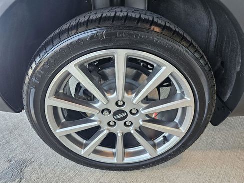 Used 2019 Lincoln MKC Reserve w/ MKC Climate Package image 11