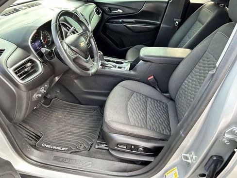 Used 2020 Chevrolet Equinox LT FWD image 20