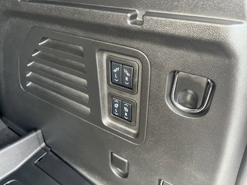 Used 2025 Chevrolet Traverse RS w/ LPO, Floor Liner Package image 21