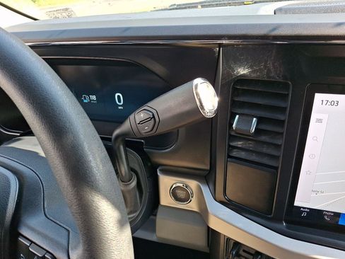 Used 2024 Ford F250 XLT w/ XLT Premium Package AWD/4WD image 14