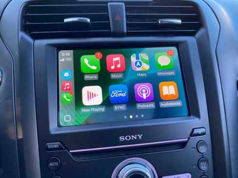 Used 2019 Ford Fusion Energi Titanium image 66