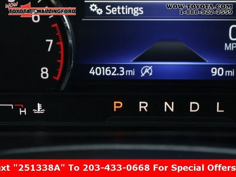 Used 2024 Ford Explorer XLT image 37